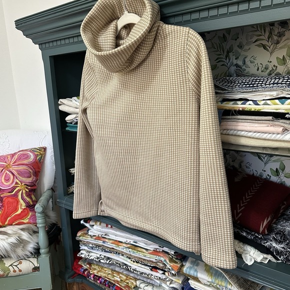 J. Crew Women's Size XS Funnel Neck Fleece Lined Sweater Taupe Cream - Picture 2 of 6